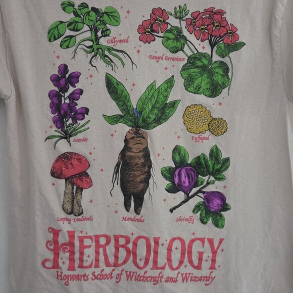 Harry Potter Herbology Tshirt - Picture 2 of 4